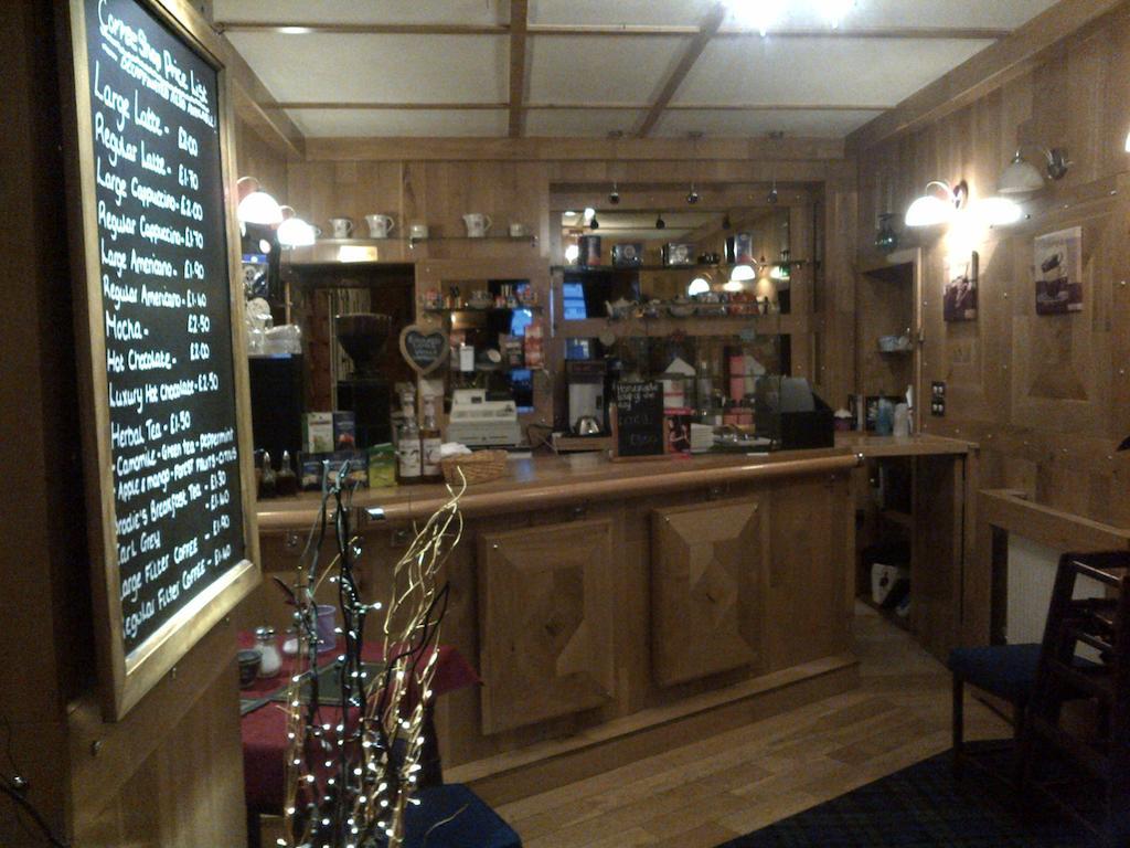 Crown Hotel Langholm Esterno foto